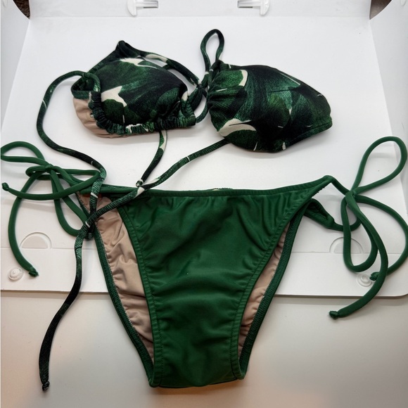 Green Camouflage Bikini Set - Picture 1 of 3